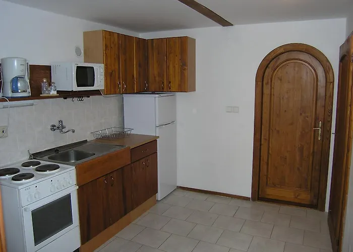 Woodhouse Апартаменты Рокицани